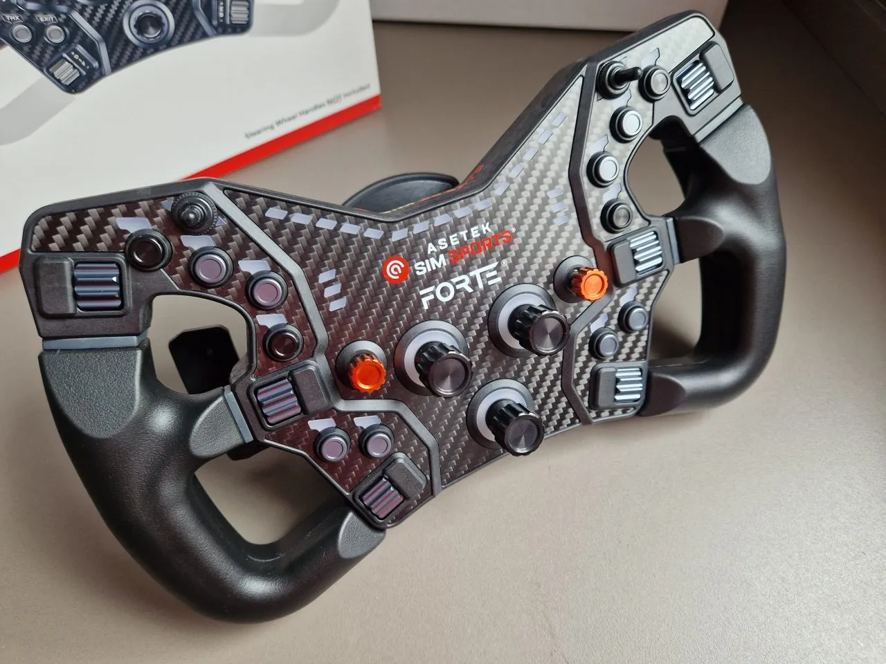 ASETEK Formula Wheel FORTE フォーミュラタイプ Forte® Formula Steering Wheel – Asetek Racing™