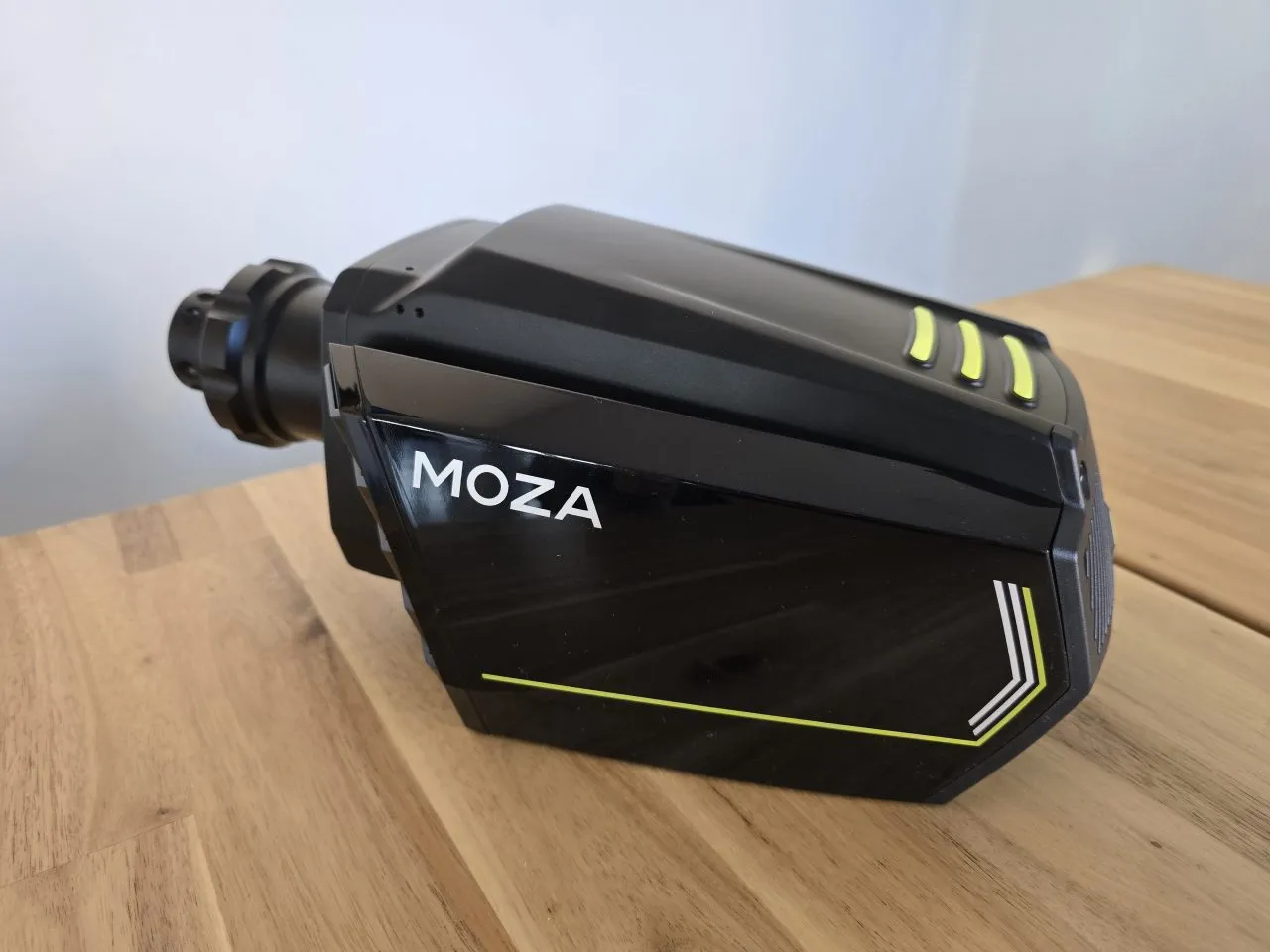 Moza Racing R16 Wheelbase - Ultimate In Depth Review - BoxThisLap